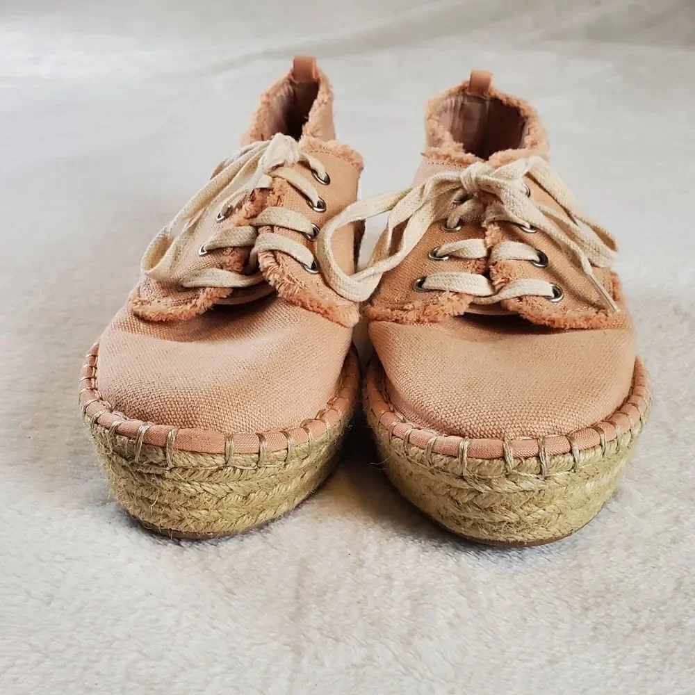 DV Salman Canvas Sneakers Shoes Size 6.5